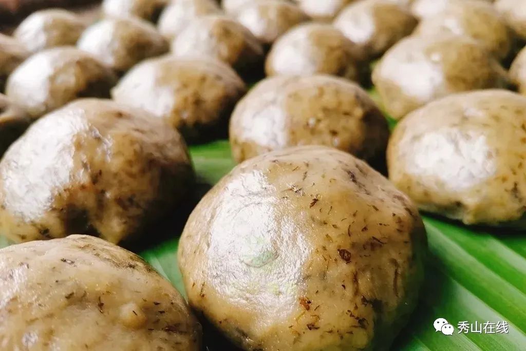 但却是满满的回忆啊……虽不是山珍,挼菜粑,锅贴饺,砂锅饭再走!