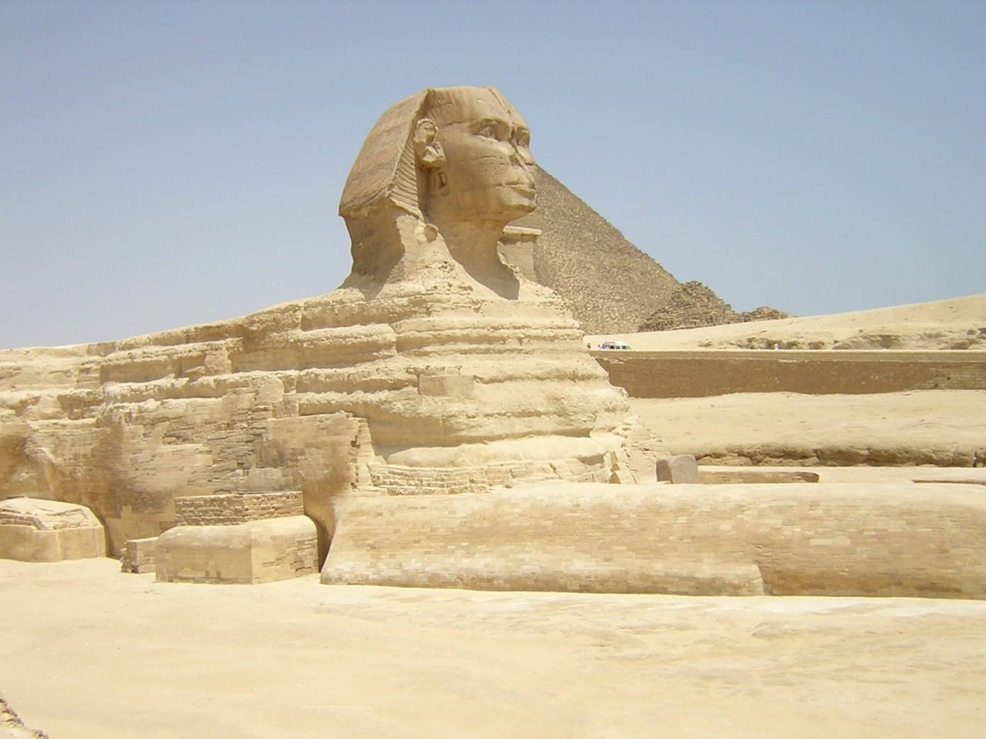 原创火星男孩说狮身人面像的耳后有个神秘开关专家说说话不负责