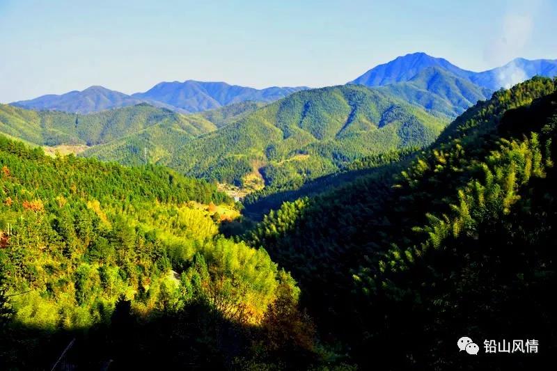 围岭是个自然村,属小横行政村下辖,在英将乡南境,龙头岗北面山坡上