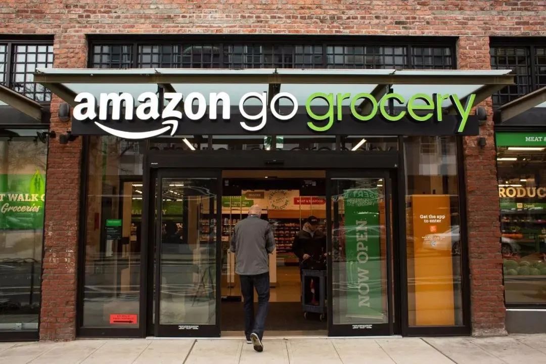 亚马逊开出首家go系列社区生鲜超市——amazon go grocery store,采用