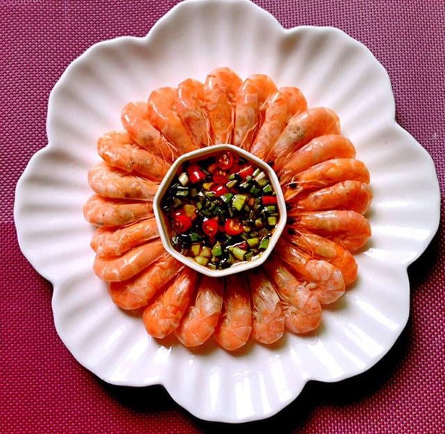 原创白灼虾年夜饭最简单却最有食欲的一道菜教你怎么调万能酱料