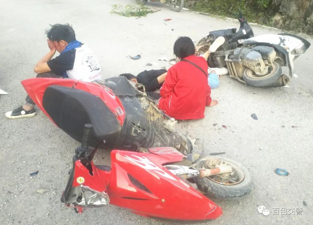 重庆摩托车祸图片