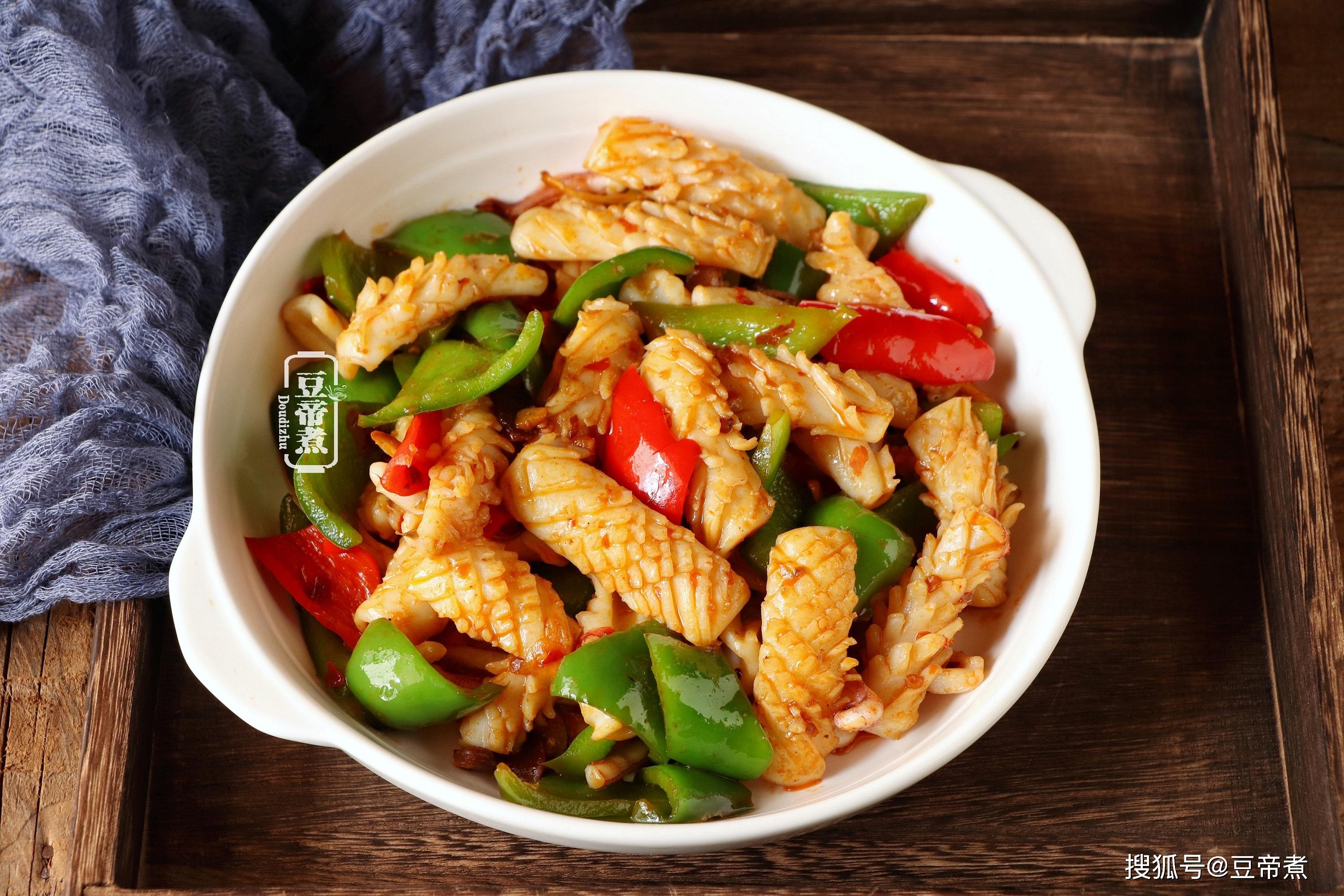 原创要想鱿鱼炒得好吃这个步骤不能少一般人不懂难怪炒的不好吃