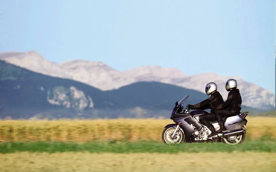 载人比较舒适的摩托车有哪些选择?