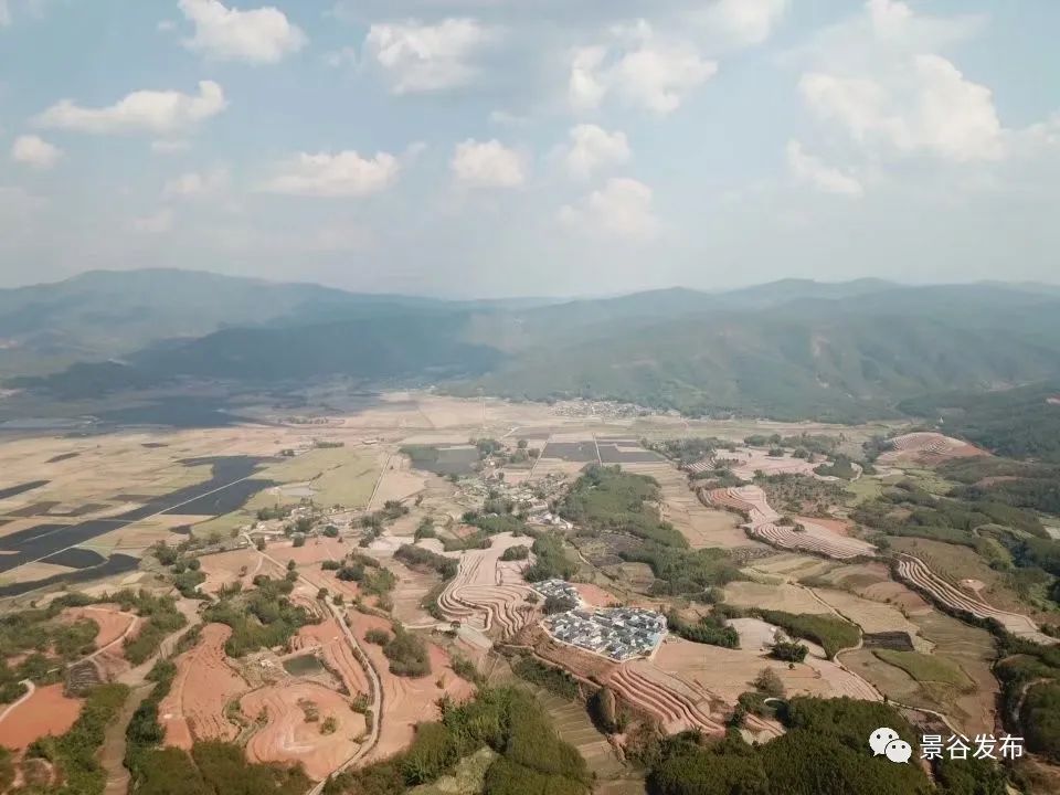 耕地占补平衡和"两违"专项整治工作第三次现场推进会议在勐班乡召开