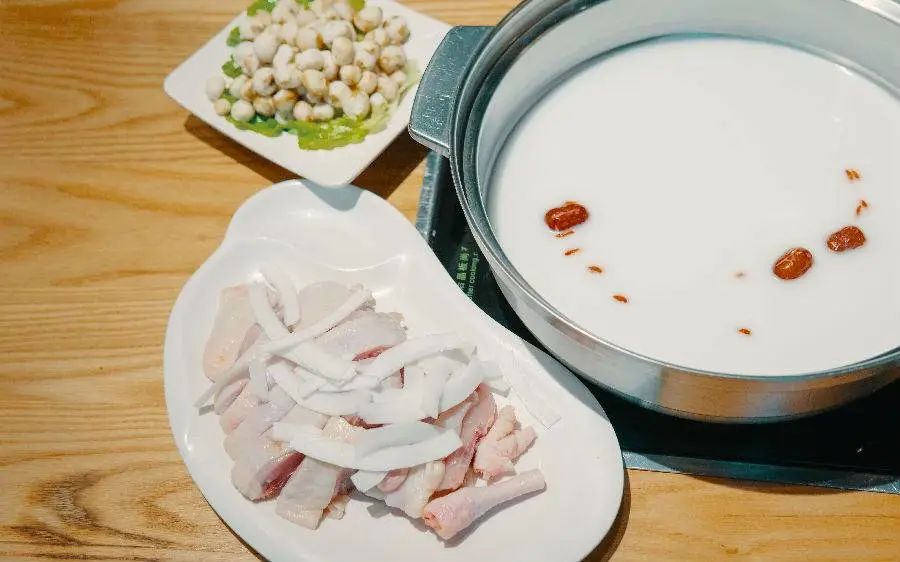 99元抢188元椰林印象椰子鸡套餐券100元抵扣券1张限椰子鸡火锅配菜茶