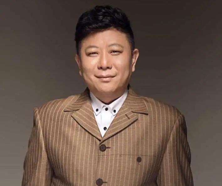 朗诵:高斌原中国武警文工团歌唱演员,中国音乐家协会流行音乐学会会员