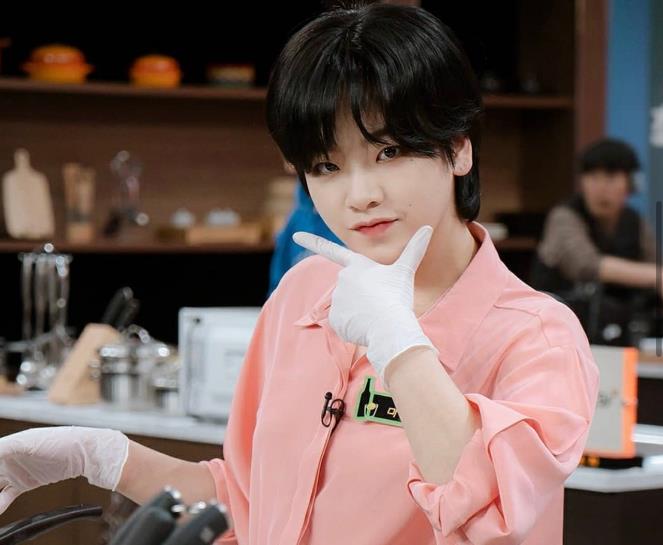 原创韩剧最近流行反串梨泰院小哥哥是女生金泰熙女儿是男孩