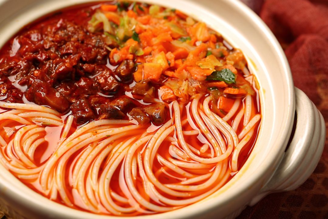 云南过桥米线——家乡的味道_味蕾