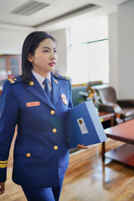 经开消防防火监督员彭霞不负年华不忘初心撑起消防安全半边天