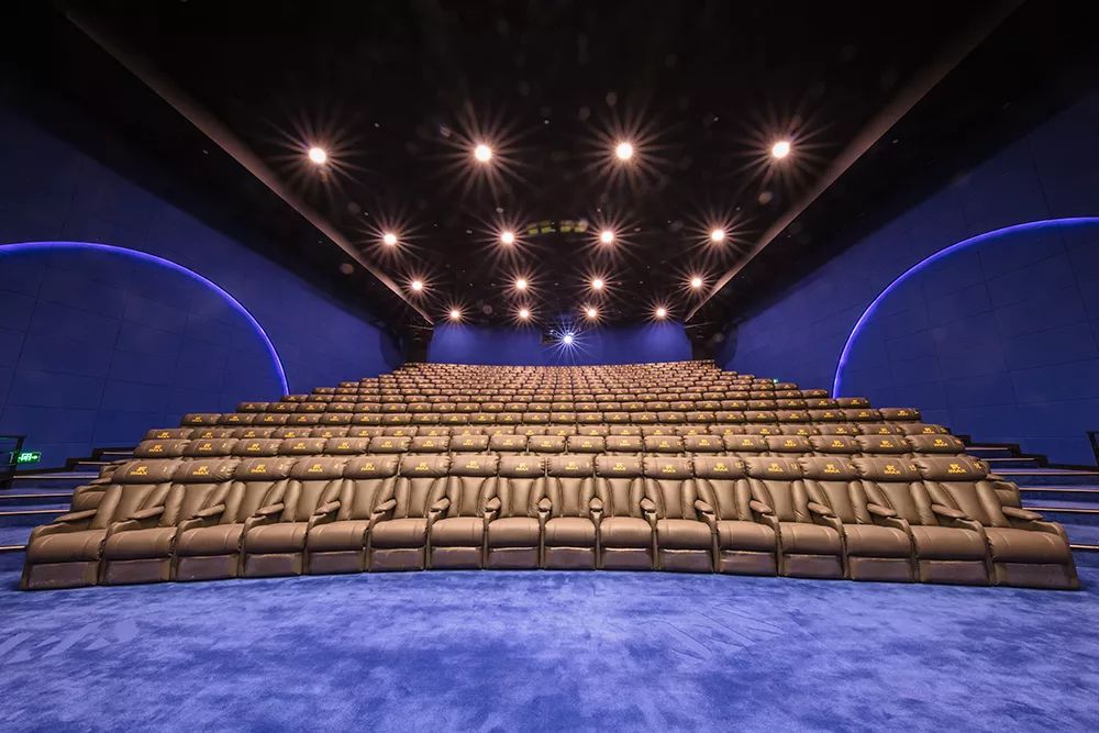 资讯薄冰起舞向阳而生上影集团设立全国首支10亿元影院抗疫纾困基金