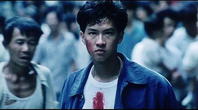 张家辉年轻时原来那么帅单眼皮小眼睛还留着小卷发