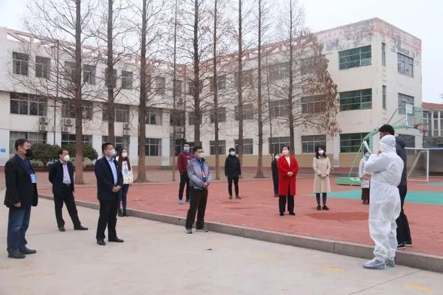 日照市東港區(qū)第三小學(xué)開展新冠肺炎疫情防控演練(圖4)