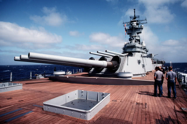 钢铁浪漫美国公布战列舰罕见彩照号称最强吊打大和号没问题