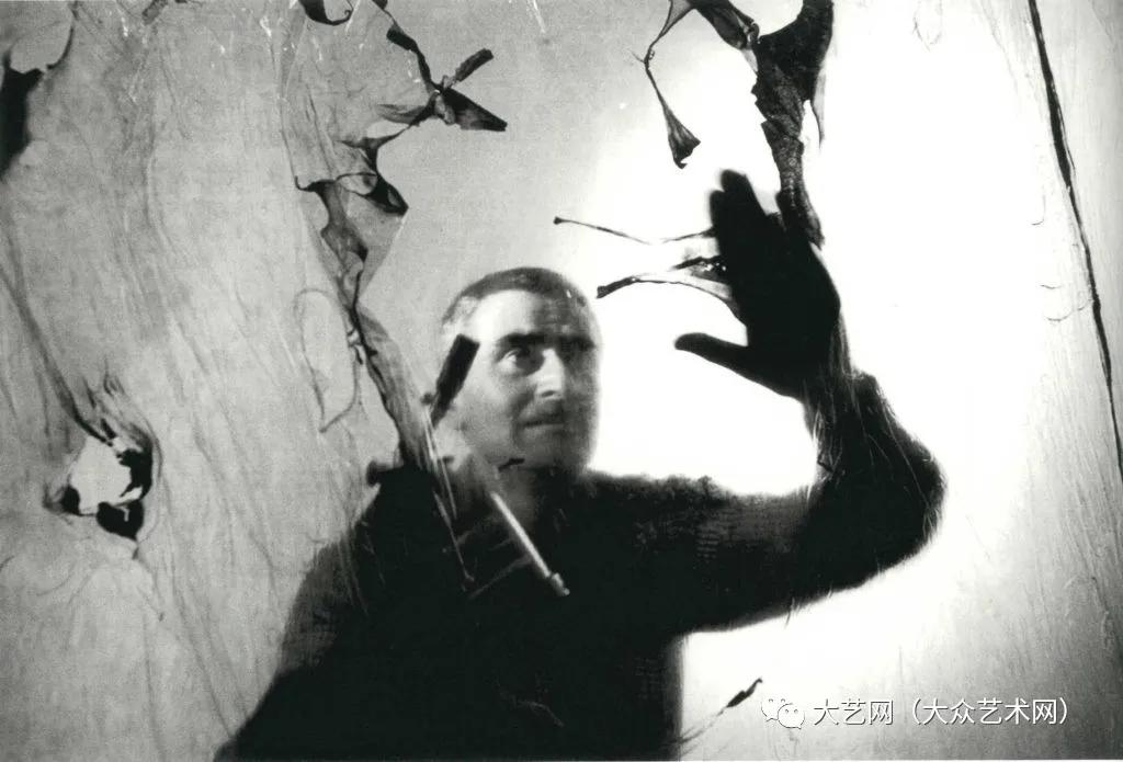 【人物】意大利视觉艺术家阿尔贝托 · 布里(alberto burri)综合材料