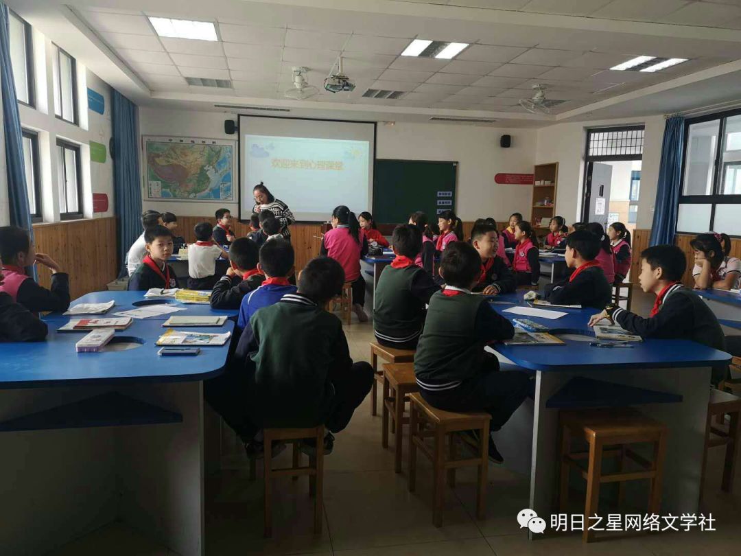 咱们班的说书会浙江省宁波市海曙区集士港镇广德湖小学504班翁鑫雷