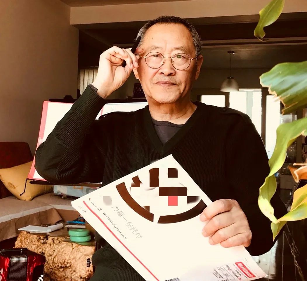 一词一曲颂战疫 声声唱给白衣天使_陈占奎