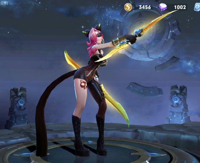 王者荣耀:碎片商店更新,貂蝉圣诞上架必换,这两款上线别错过