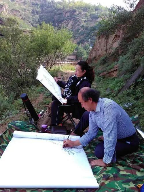 笔歌墨舞终不悔书痴画狂张丕荣