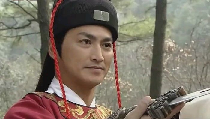 展昭被白玉堂困在陷空岛看到三个字御猫哭笑不得