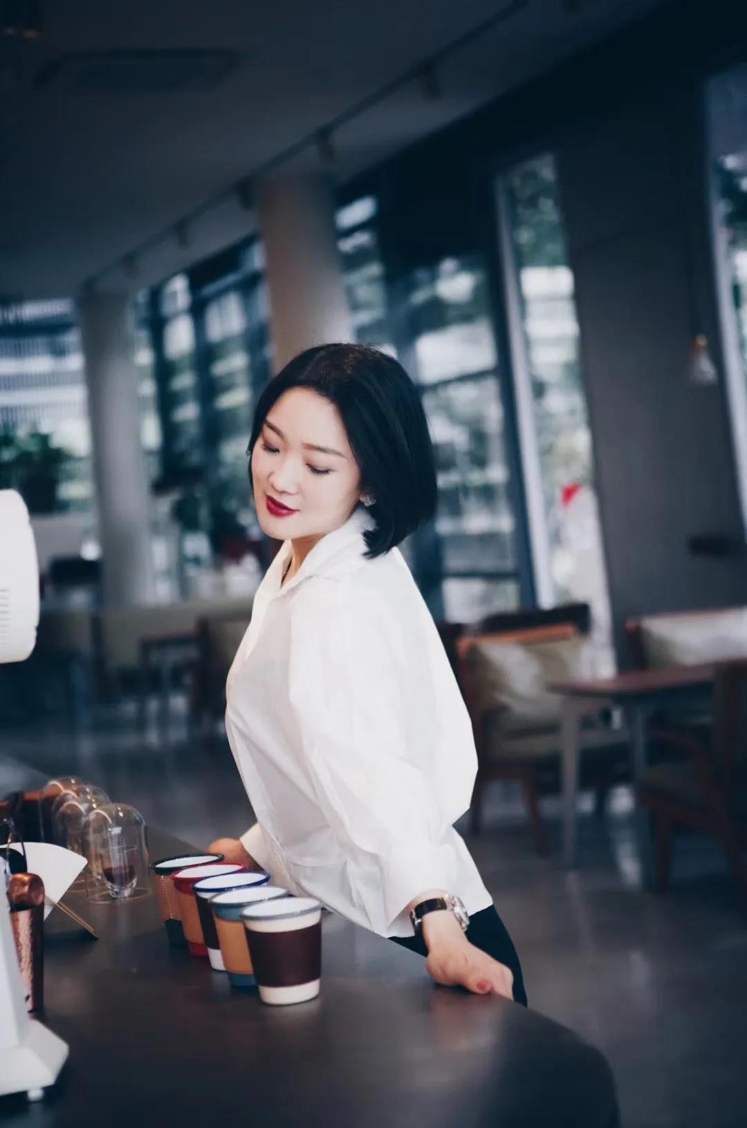 美国费城《海华都市报》刊发黄高敏博士专访,海外华文媒体关注中国医