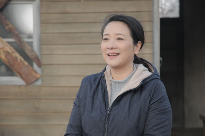 明天阳光继续灿烂不过温度有升有降南风有点大