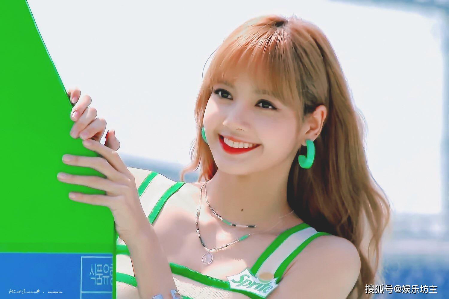 《青春有你2》lisa脱离韩式滤镜一言难尽,节目上夸张反应超级尬