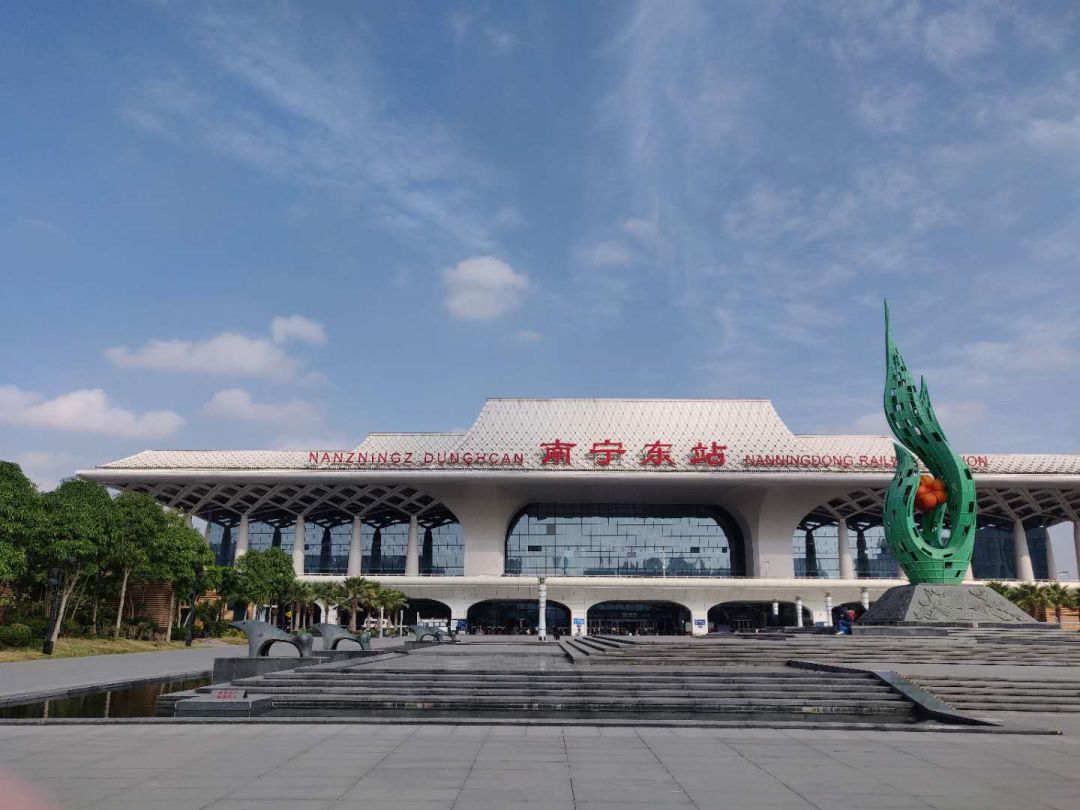 云景路小学,滨湖路小学,天桃实验小学,枫林中学,新民中学,南宁二中