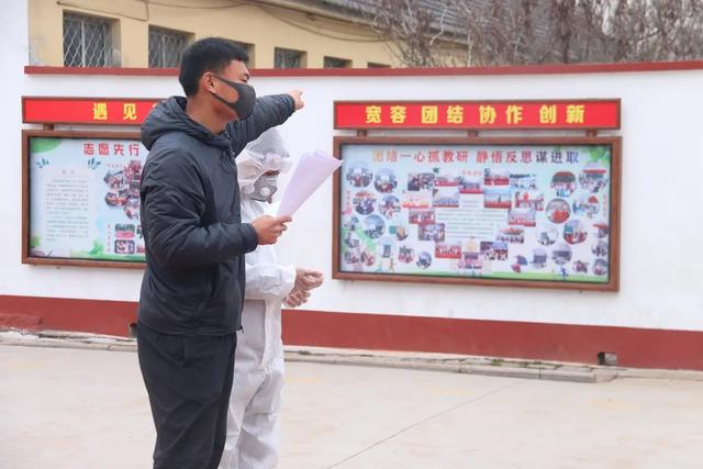 日照市東港區(qū)第三小學(xué)開展新冠肺炎疫情防控演練(圖25)