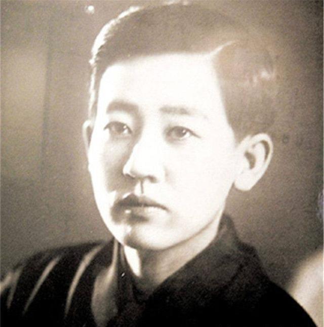 东方女间谍川岛芳子真的像照片那么丑吗?这组老照片足以见证