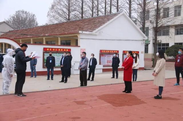 日照市東港區(qū)第三小學(xué)開展新冠肺炎疫情防控演練(圖5)