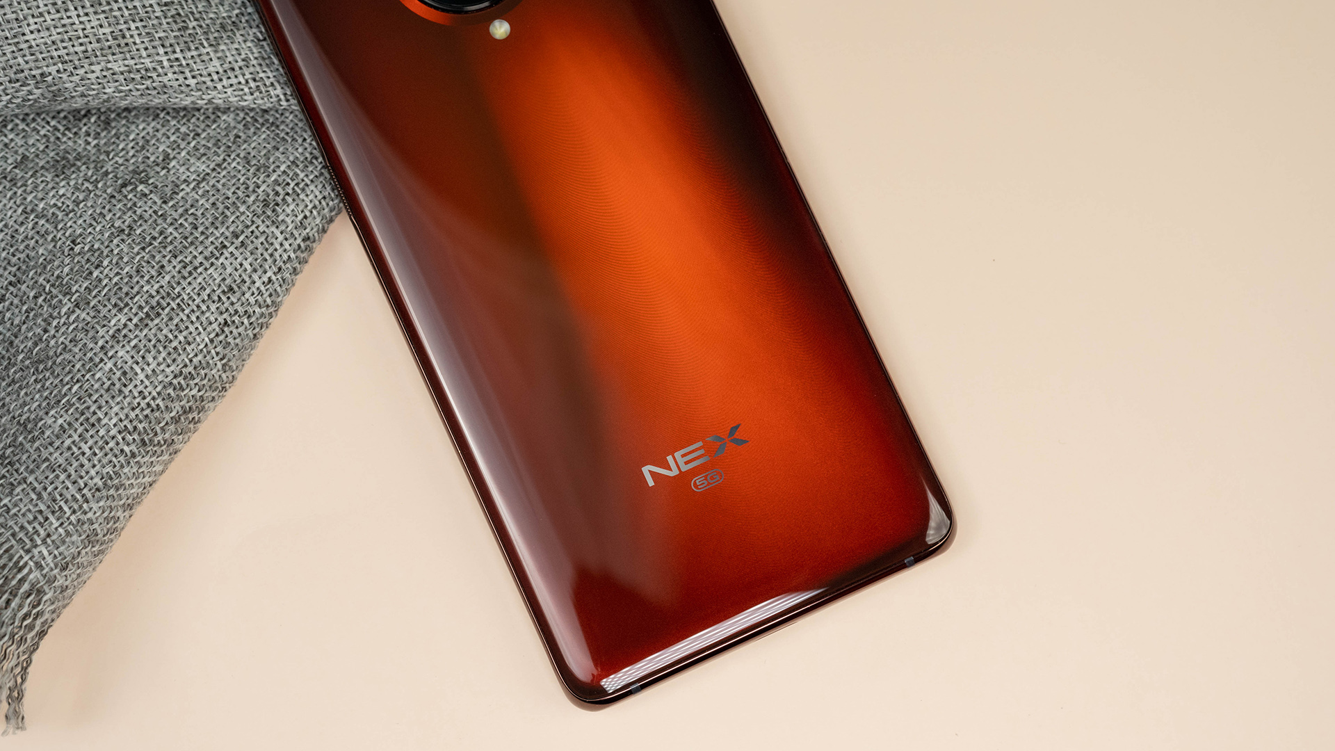 核心配置全线升级!vivo nex 3s 5g图赏_搜狐汽车_搜狐网