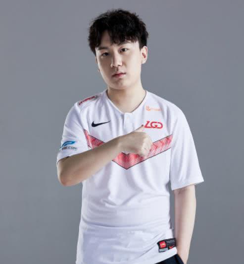 lgd中单yuuki微博道歉对不起两年来第一次犯这种错