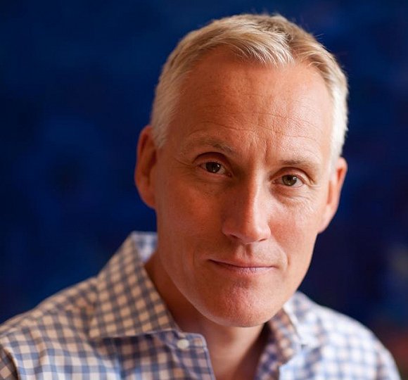 索尼与任天堂联合开发的游戏机拍出36万美元它是一段