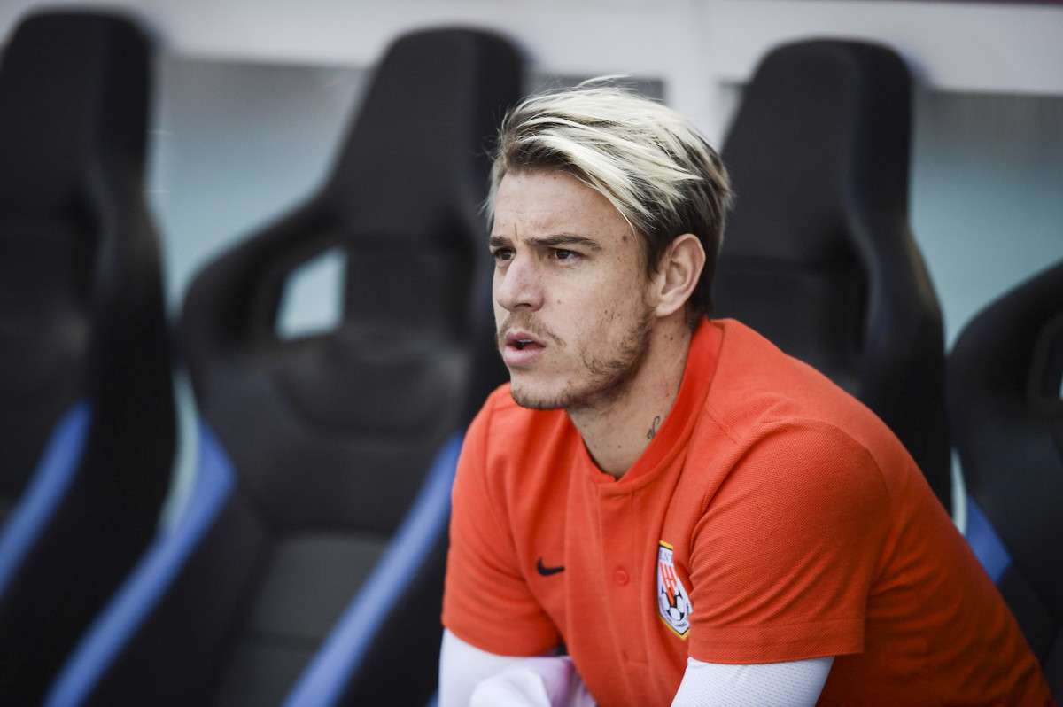 格德斯人在曹营,心也不在鲁能,离队时间敲定但李霄鹏难舍他