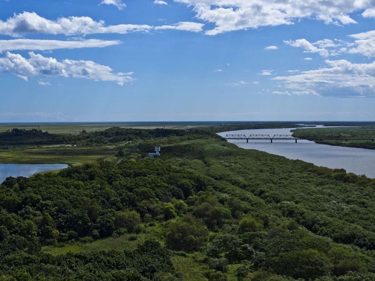 世界上最大的湖泊面积达38万平方千米是韩国济洲岛的210多倍
