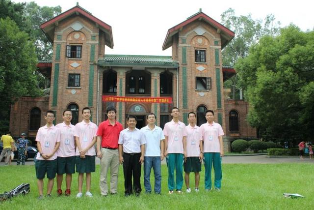 鐘南山爺爺畢業(yè)的這所中學,培養(yǎng)了七位院士(圖4) 鐘南山爺爺畢業(yè)的這所中學,培養(yǎng)了七位院士(圖4)