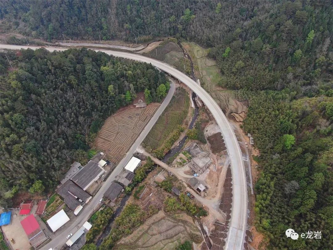 77公里路段,春节前夕整条线路竣工通车,为漳平永福镇前往中心城区打通