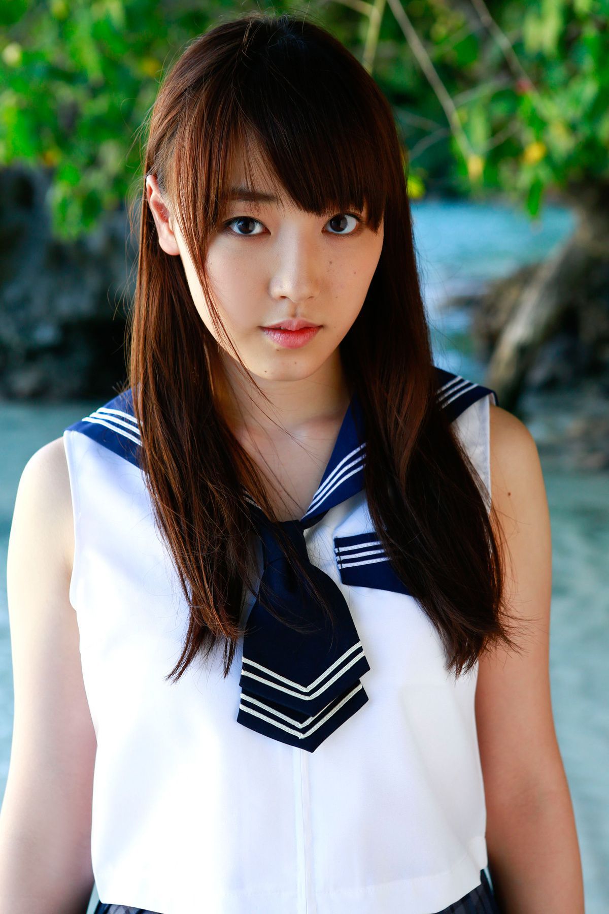 日本学生妹谱久村圣户外清纯写真