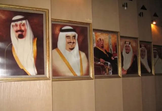 国王之外,还有阿卜杜拉和苏德里七兄弟集团之一的亲王排着号当国王