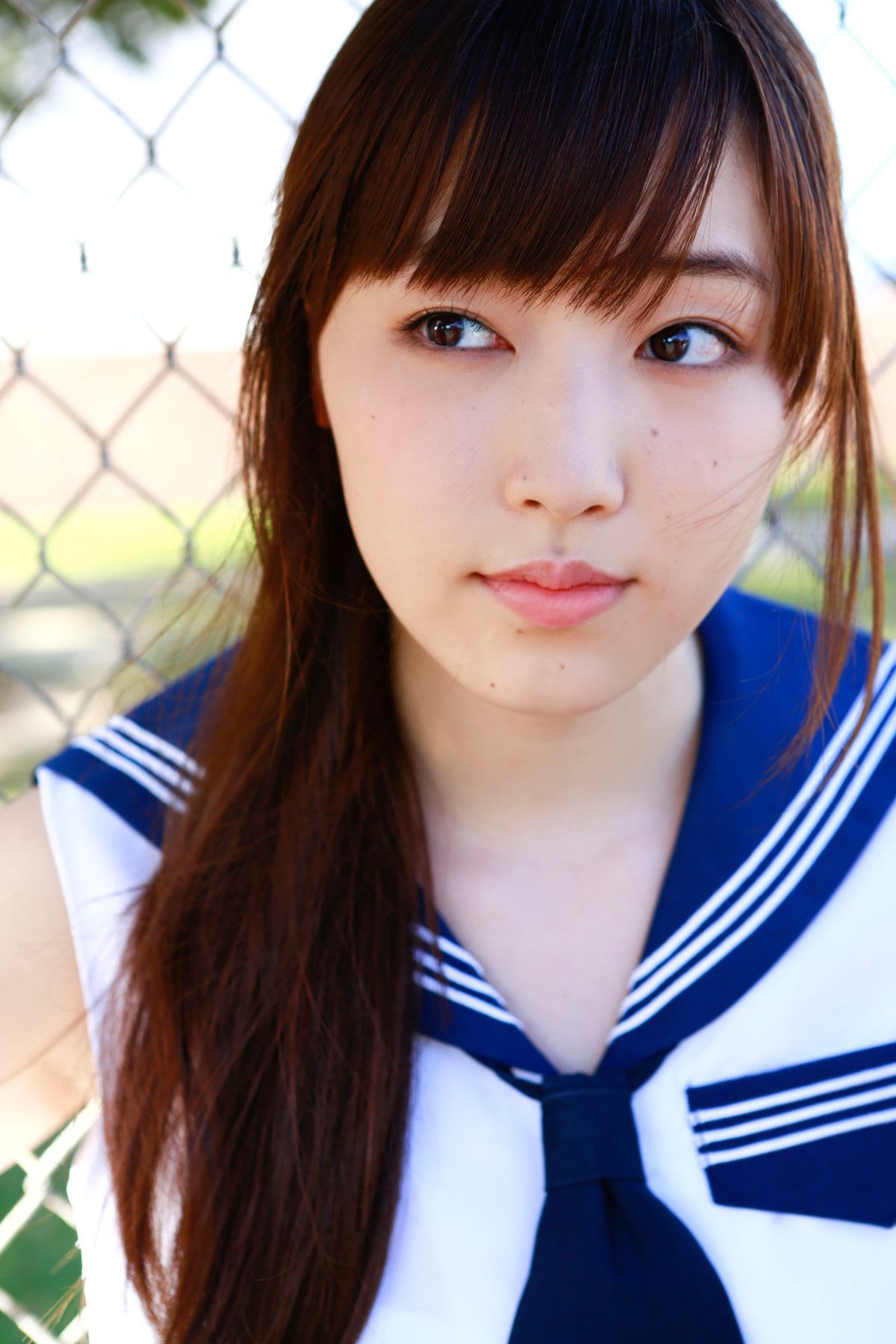 日本学生妹谱久村圣户外清纯写真