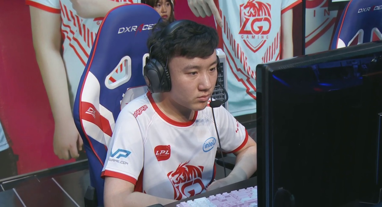 lgd中单"低级失误"遭网友炮轰:就这实力还喷人?_yuuki