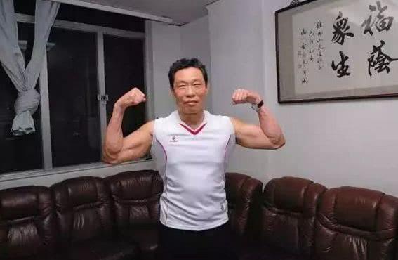 鐘南山爺爺畢業(yè)的這所中學,培養(yǎng)了七位院士(圖1) 鐘南山爺爺畢業(yè)的這所中學,培養(yǎng)了七位院士(圖1)