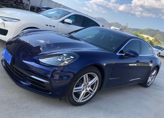 福建小哥花126万买保时捷帕拉梅拉标轴龙胆蓝开玛莎拉蒂提车