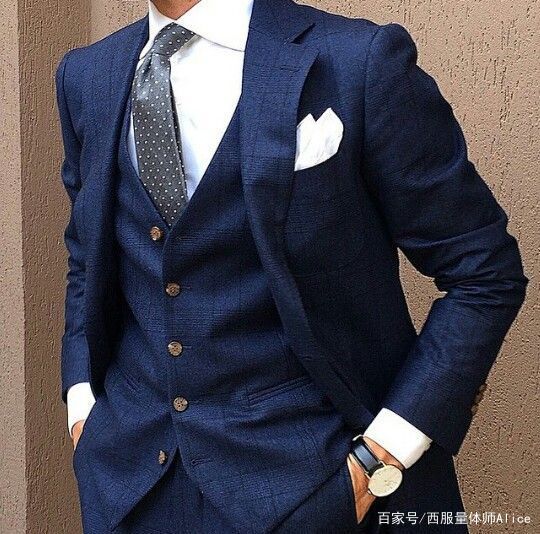 这样,身体活动的时候也比较方便,也不会显得很拘谨.