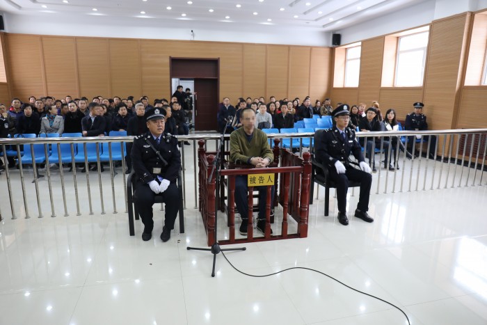 对伊春市友好公安分局党委委员,森侦大队长仇志严重违纪违法案进行