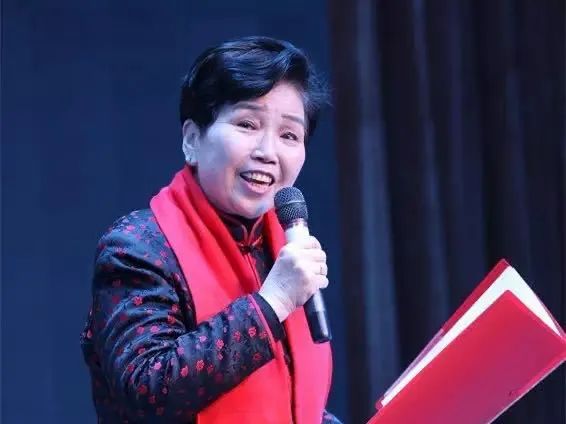 贾平凹主编共同战疫有声版大爱医者作者陈彦朗读海茵