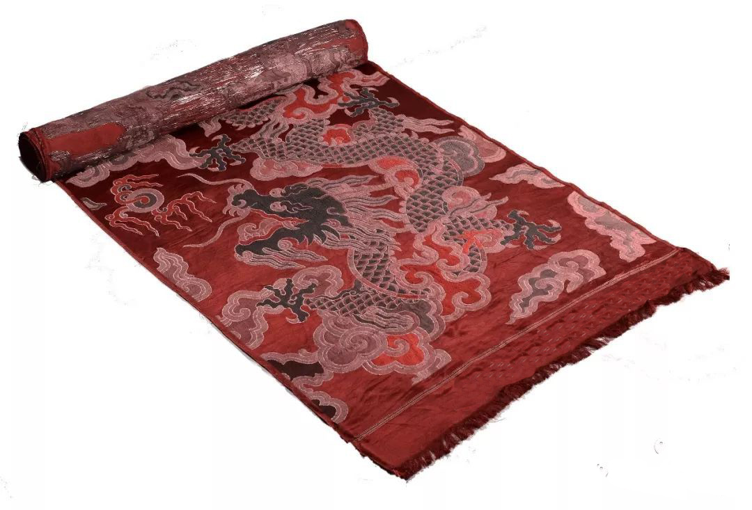 十三世纪欧洲流行一种鞑靼丝绸的中国丝织物及仿制品