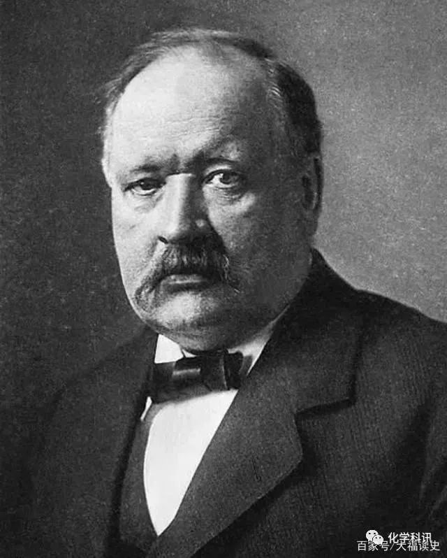 1912年,获奖得主法国化学家维克多·格林尼亚和他的