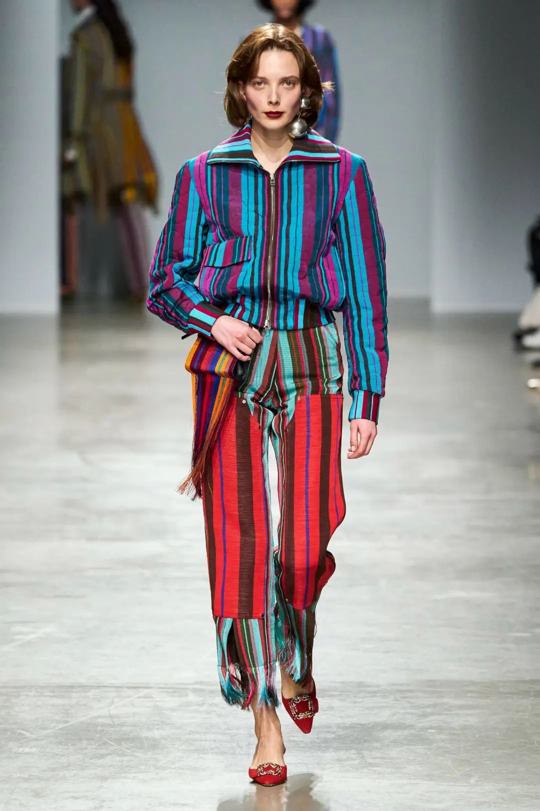 条纹时尚时尚圈永远的常青藤穿上它回头率100